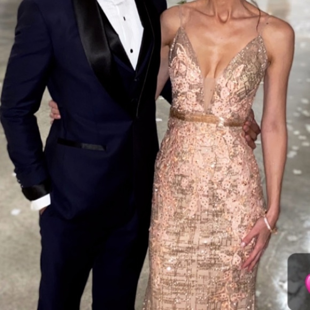 Wore It Once! Great And Perfect Condition. Good F… - image 1